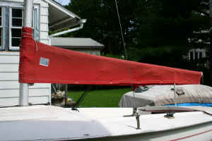 Mainsail Cover_1063.JPG (228178 bytes)